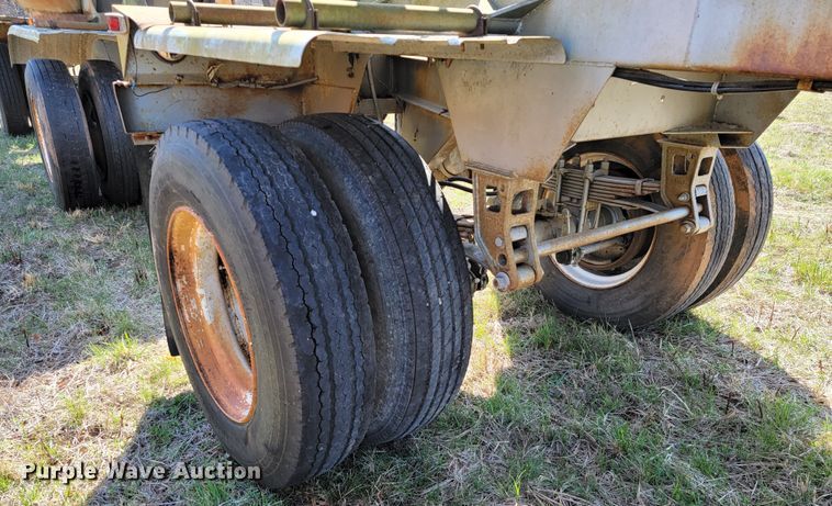 image for item HG9497 1965 Industrial Western SPS45  pneumatic dry bulk pup trailer