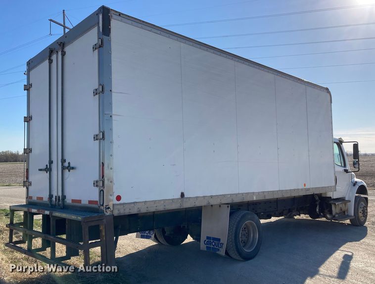 image for item HN9842 2016 Freightliner Business Class M2 106  box truck