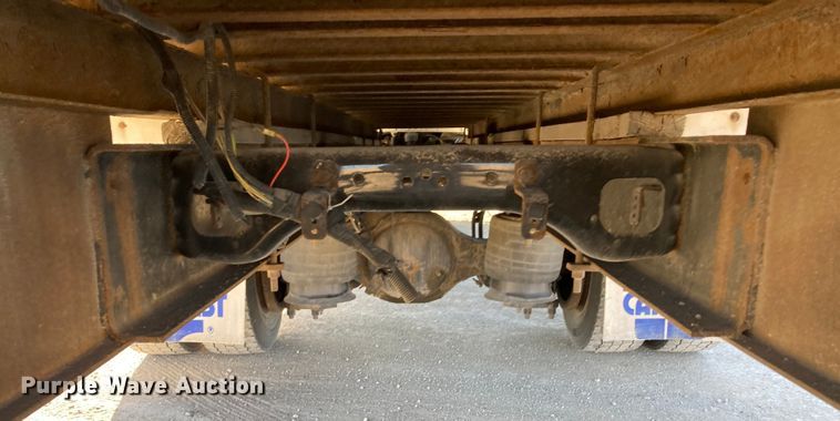 image for item HN9842 2016 Freightliner Business Class M2 106  box truck