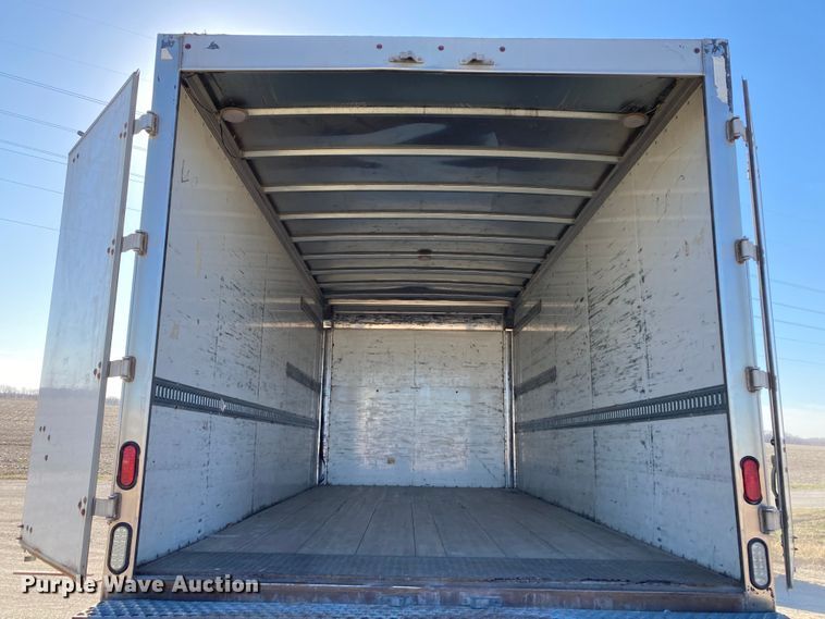 image for item HN9842 2016 Freightliner Business Class M2 106  box truck