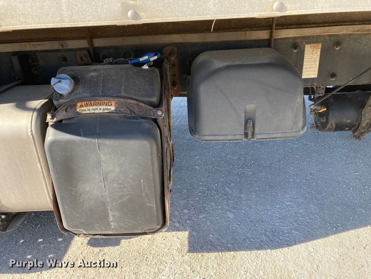 image for item HN9842 2016 Freightliner Business Class M2 106  box truck