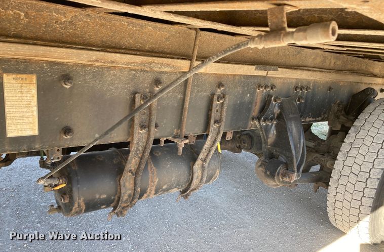 image for item HN9842 2016 Freightliner Business Class M2 106  box truck