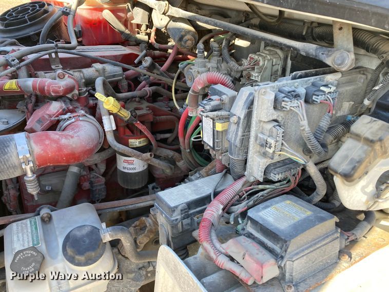 image for item HN9842 2016 Freightliner Business Class M2 106  box truck