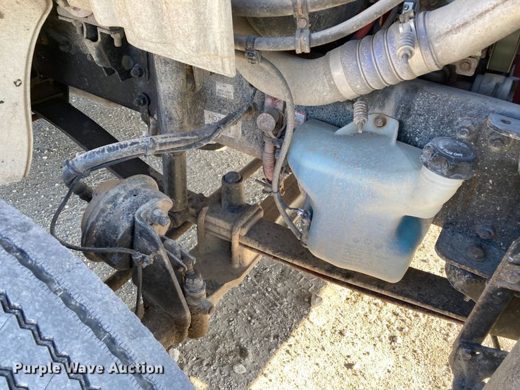 image for item HN9842 2016 Freightliner Business Class M2 106  box truck