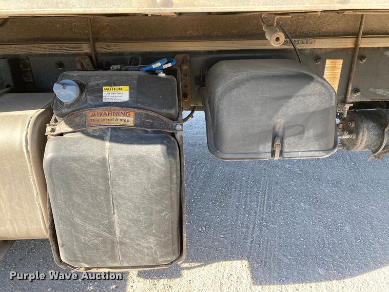 image for item HN9843 2016 Freightliner Business Class M2 106  box truck