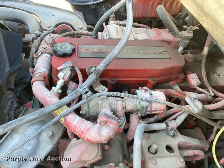 image for item HN9843 2016 Freightliner Business Class M2 106  box truck