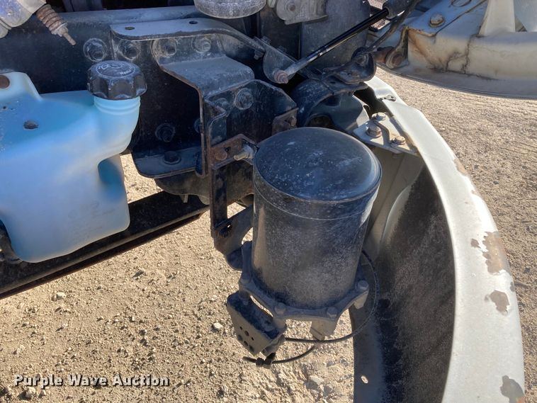 image for item HN9843 2016 Freightliner Business Class M2 106  box truck