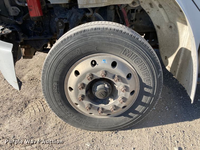 image for item HN9843 2016 Freightliner Business Class M2 106  box truck