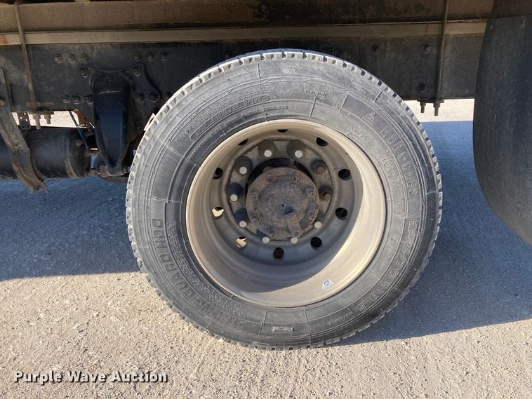 image for item HN9843 2016 Freightliner Business Class M2 106  box truck