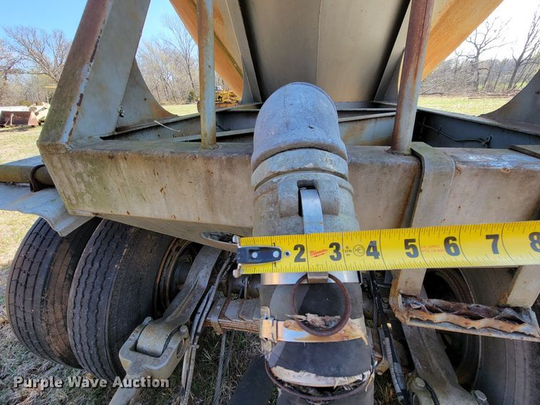 image for item HP9696 1965 Industrial Western SPT45  pneumatic dry bulk pup trailer