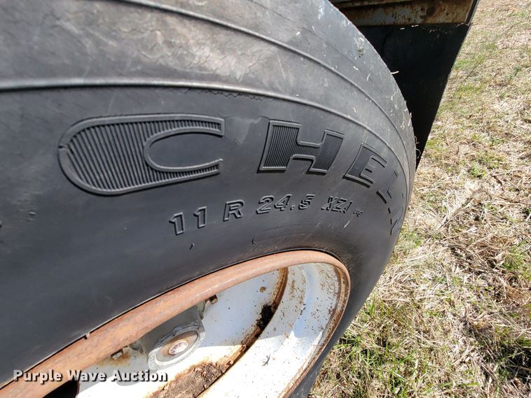 image for item HP9696 1965 Industrial Western SPT45  pneumatic dry bulk pup trailer