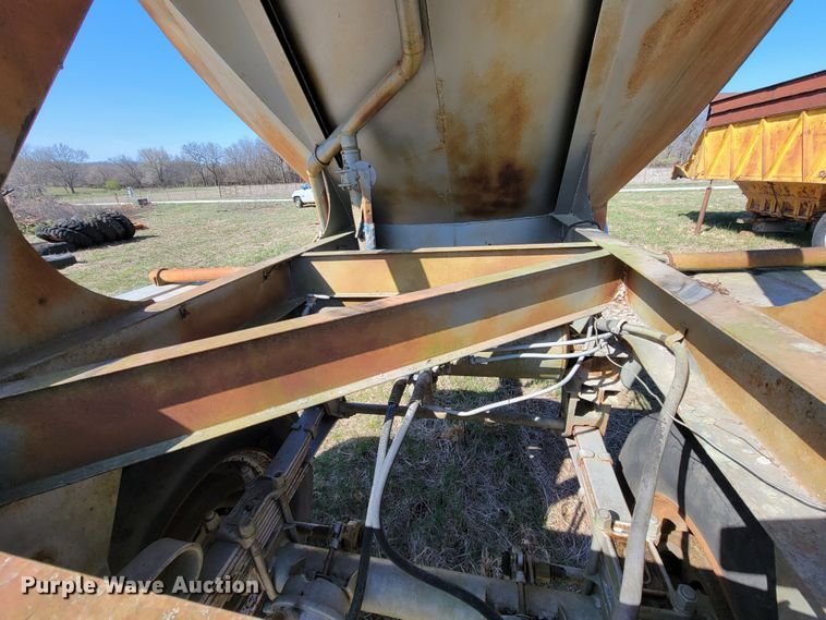 image for item HP9696 1965 Industrial Western SPT45  pneumatic dry bulk pup trailer