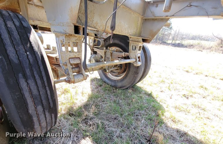 image for item HP9696 1965 Industrial Western SPT45  pneumatic dry bulk pup trailer