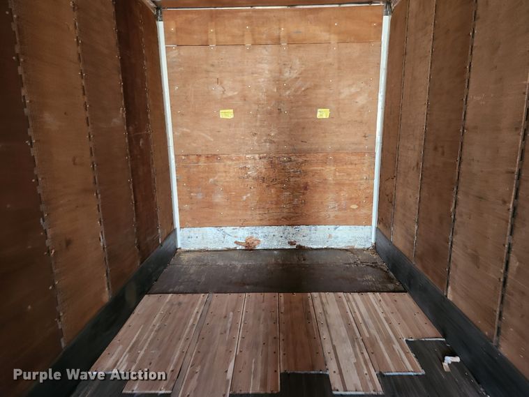 image for item JB9634 2004 Utility VS2DC  dry van trailer