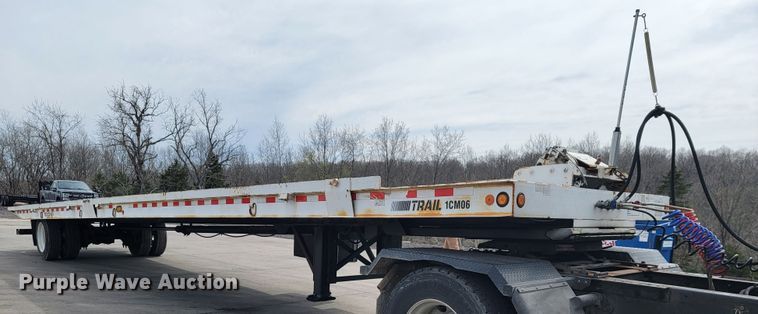 image for item JL9316 2006 Trail-Eze  tilt deck equipment trailer