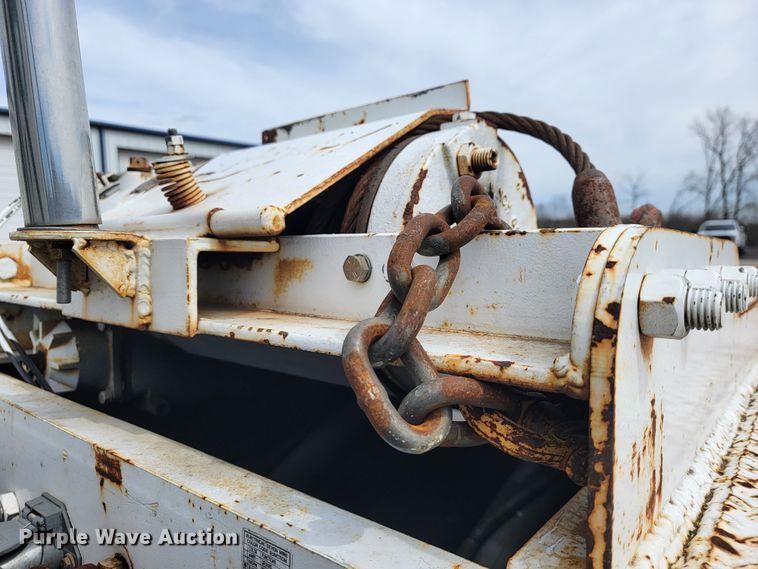 image for item JL9316 2006 Trail-Eze  tilt deck equipment trailer