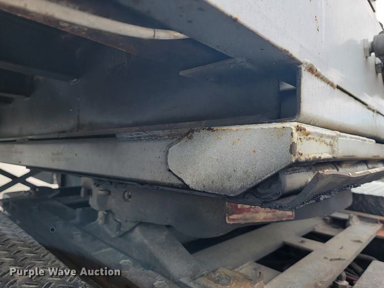 image for item JL9316 2006 Trail-Eze  tilt deck equipment trailer