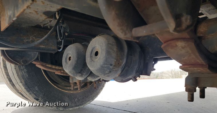 image for item JL9316 2006 Trail-Eze  tilt deck equipment trailer