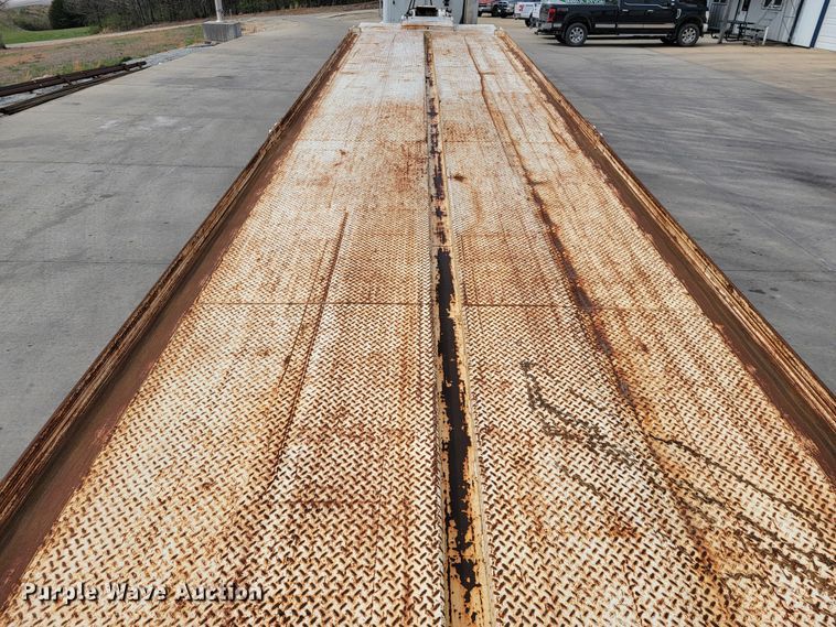 image for item JL9316 2006 Trail-Eze  tilt deck equipment trailer