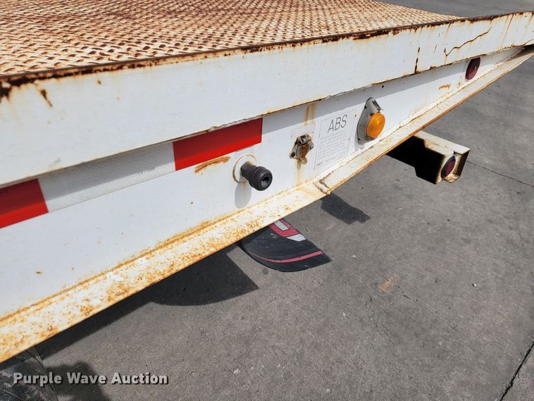 image for item JL9316 2006 Trail-Eze  tilt deck equipment trailer