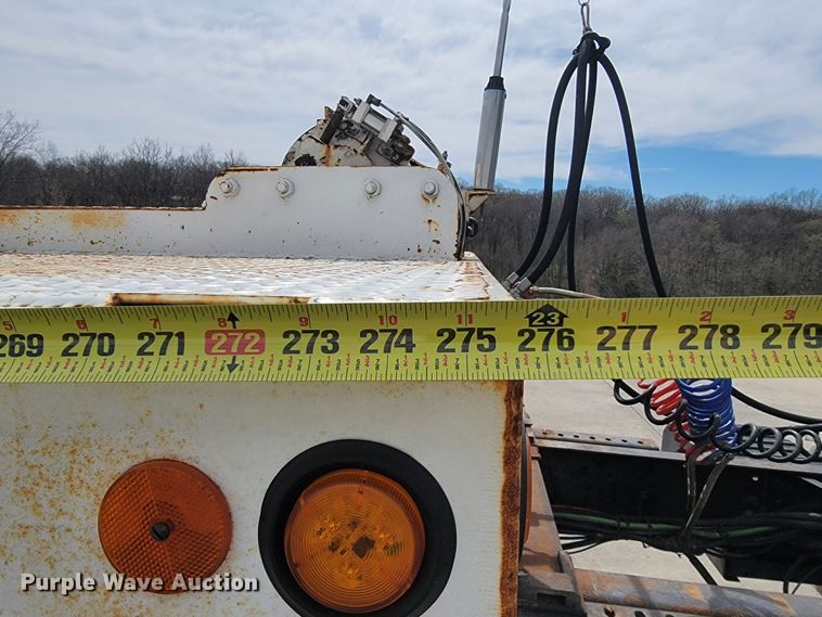 image for item JL9316 2006 Trail-Eze  tilt deck equipment trailer