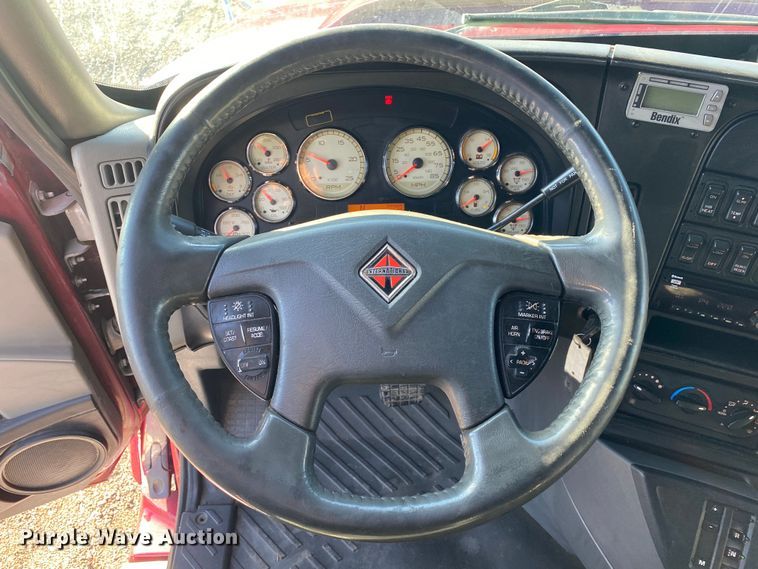 image for item JW9169 2017 International ProStar Plus 122  semi truck