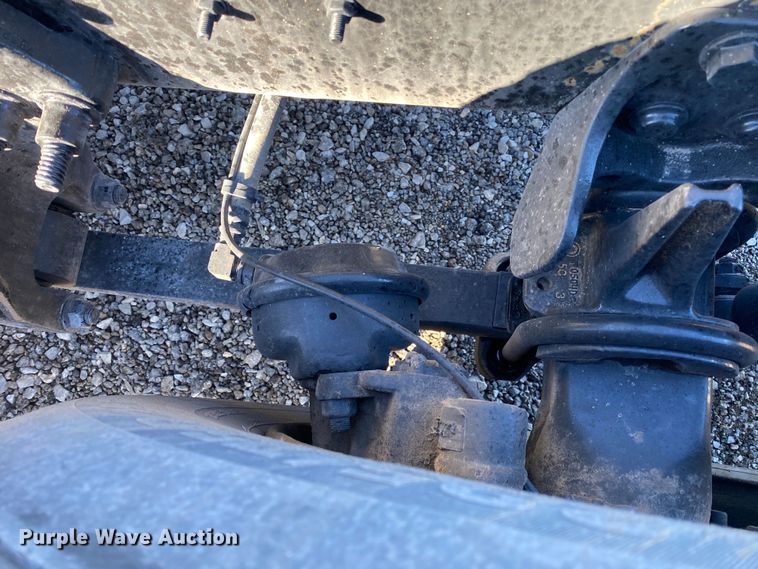 image for item JW9169 2017 International ProStar Plus 122  semi truck