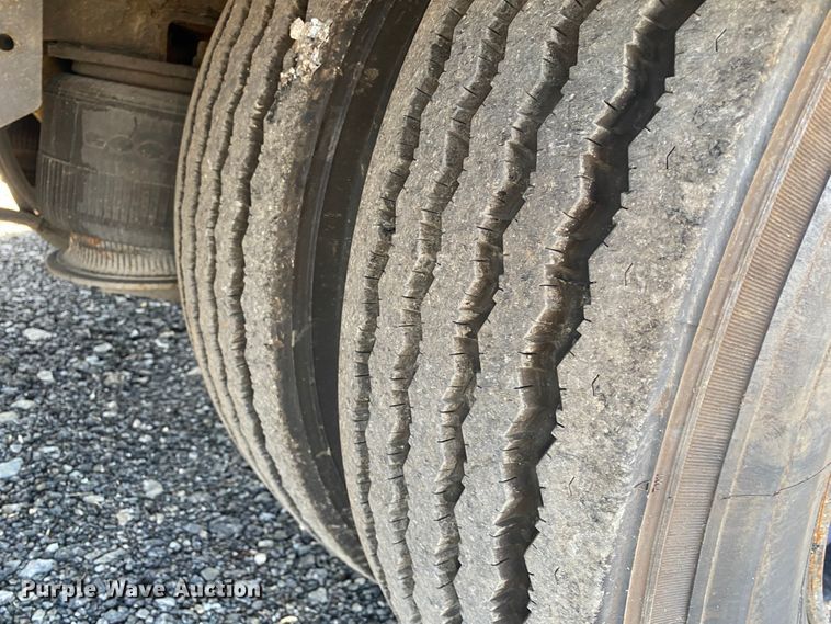 image for item JW9344 2007 Landoll  drop tilt deck equipment trailer