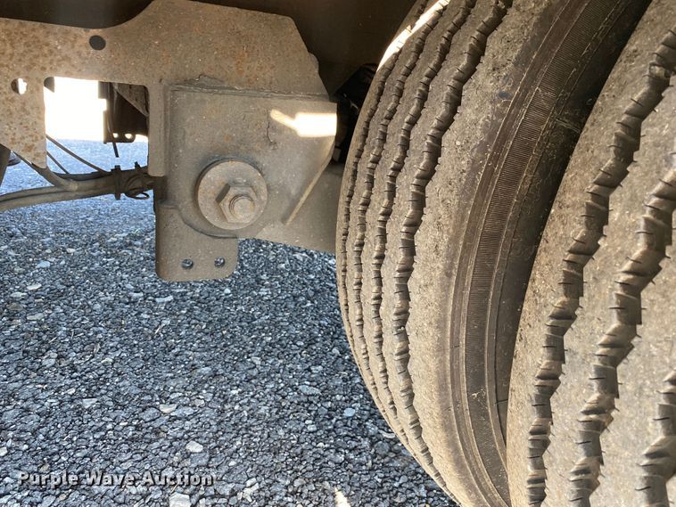 image for item JW9344 2007 Landoll  drop tilt deck equipment trailer