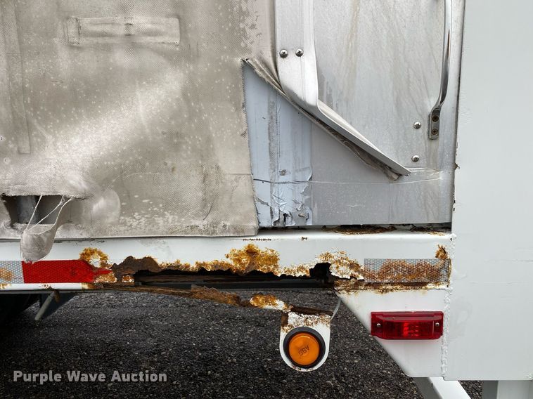 image for item KB9518 2005 NuVan NSS-53102  side curtain trailer