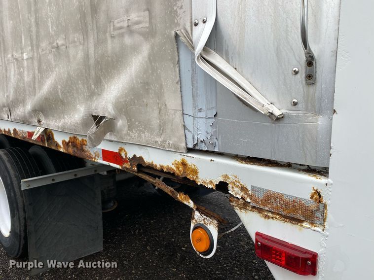 image for item KB9518 2005 NuVan NSS-53102  side curtain trailer