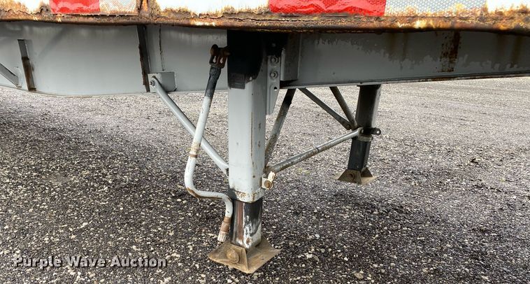 image for item KB9518 2005 NuVan NSS-53102  side curtain trailer