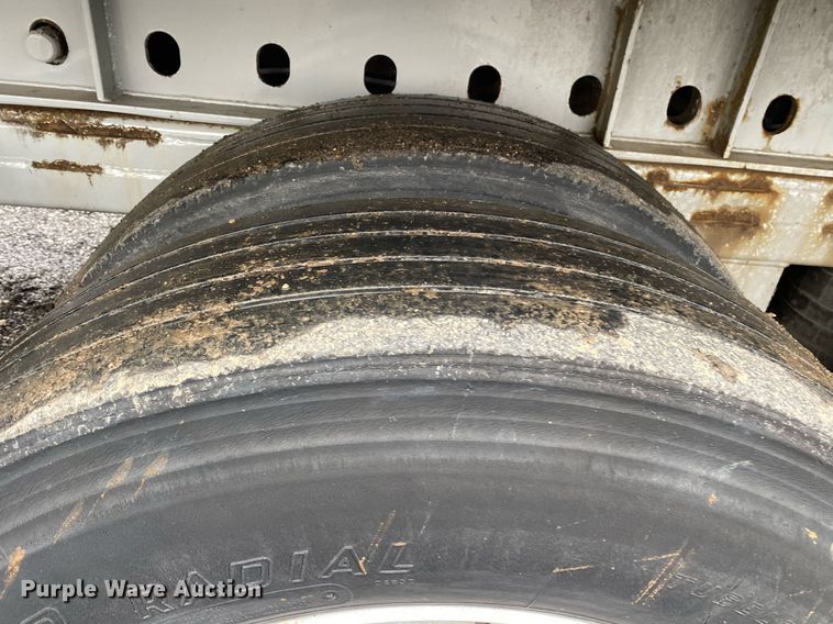 image for item KB9518 2005 NuVan NSS-53102  side curtain trailer