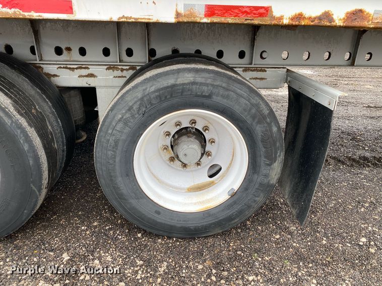 image for item KB9518 2005 NuVan NSS-53102  side curtain trailer