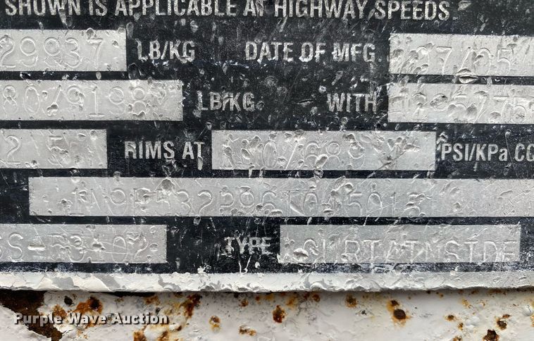 image for item KB9518 2005 NuVan NSS-53102  side curtain trailer