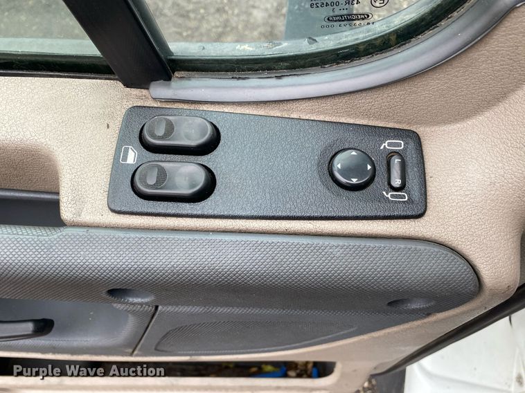 image for item KB9519 2014 Freightliner Cascadia  semi truck