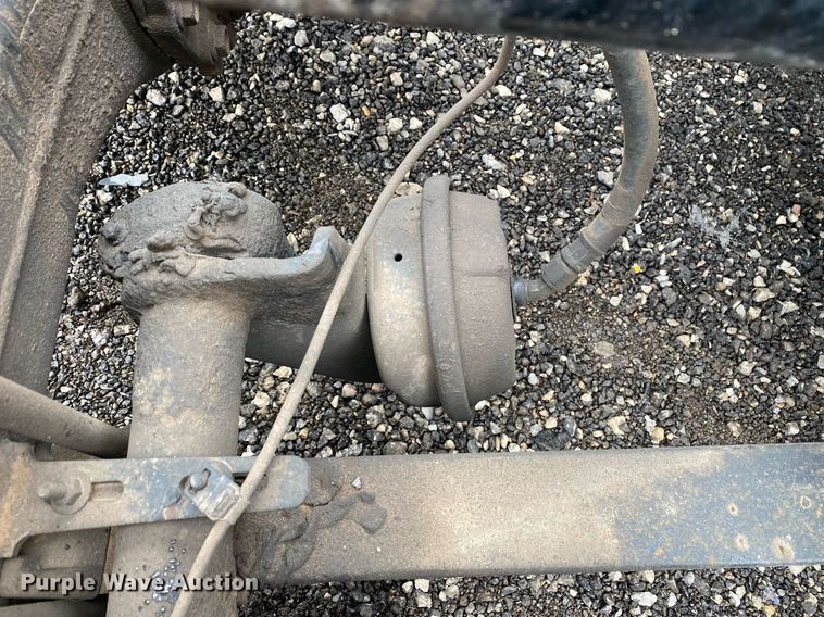 image for item KB9519 2014 Freightliner Cascadia  semi truck