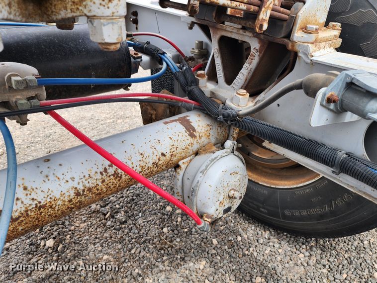 image for item KC9684 1996 Silver Eagle CST20W  trailer dolly