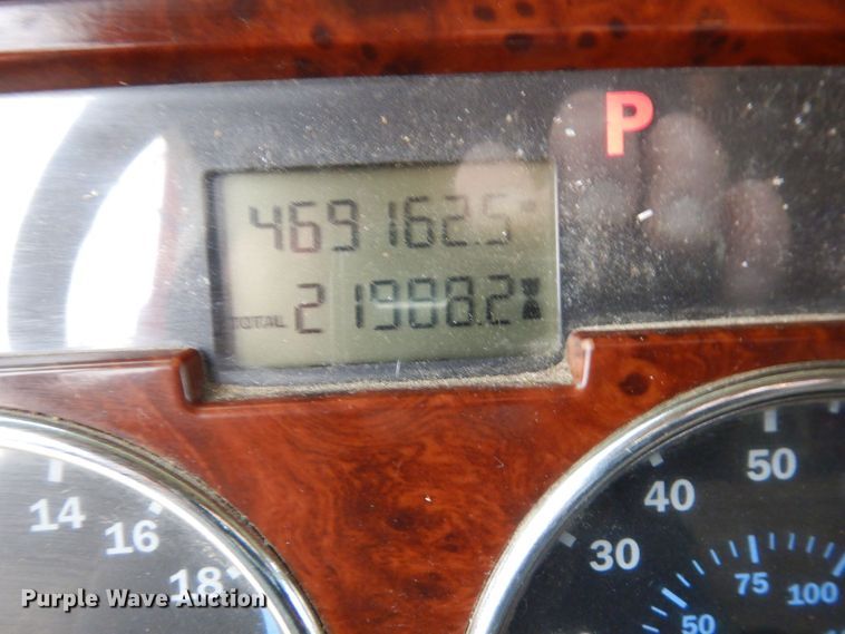 image for item KU9881 2004 Mack CV713 Granite  dump truck