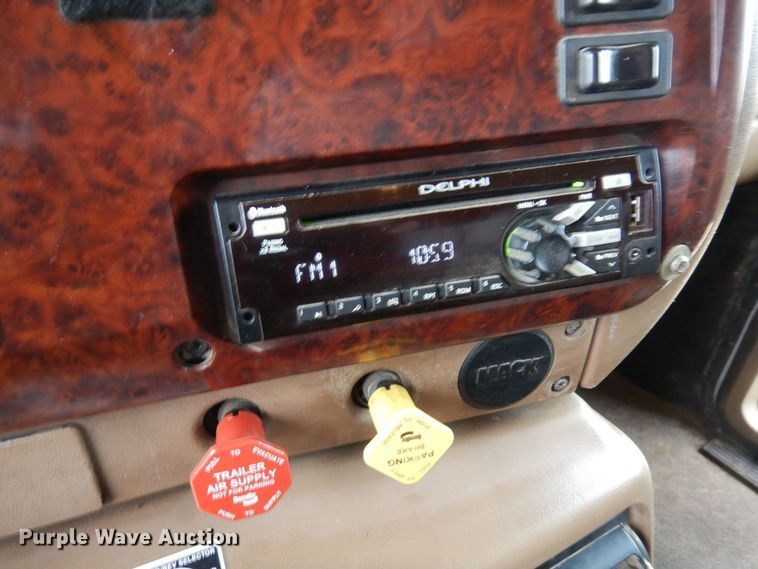 image for item KU9881 2004 Mack CV713 Granite  dump truck