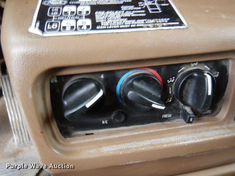 image for item KU9881 2004 Mack CV713 Granite  dump truck