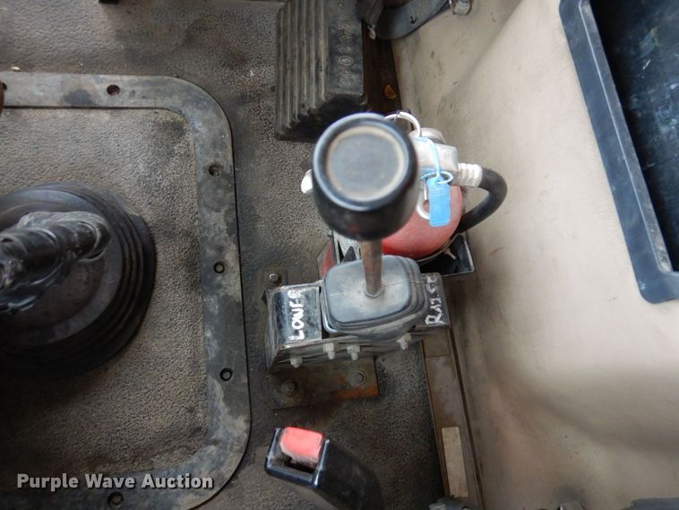 image for item KU9881 2004 Mack CV713 Granite  dump truck