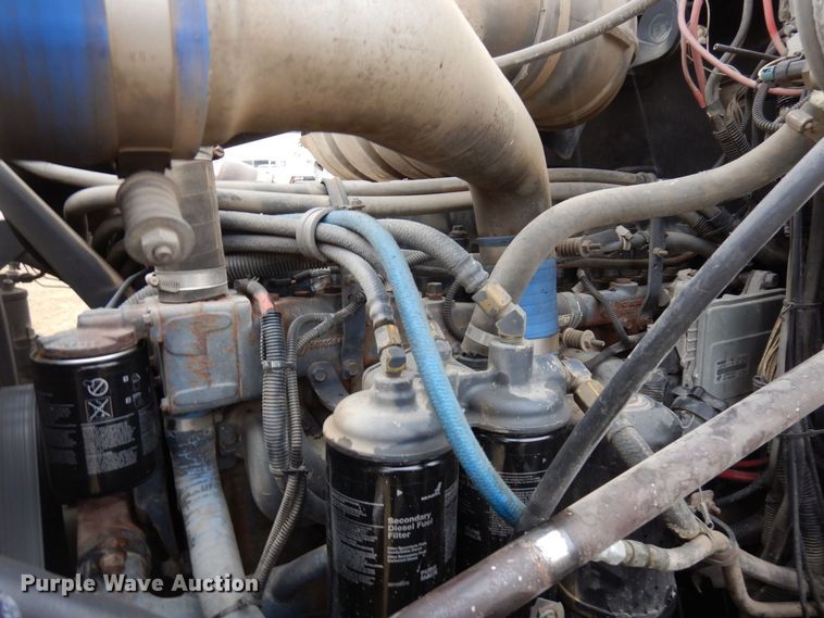 image for item KU9881 2004 Mack CV713 Granite  dump truck