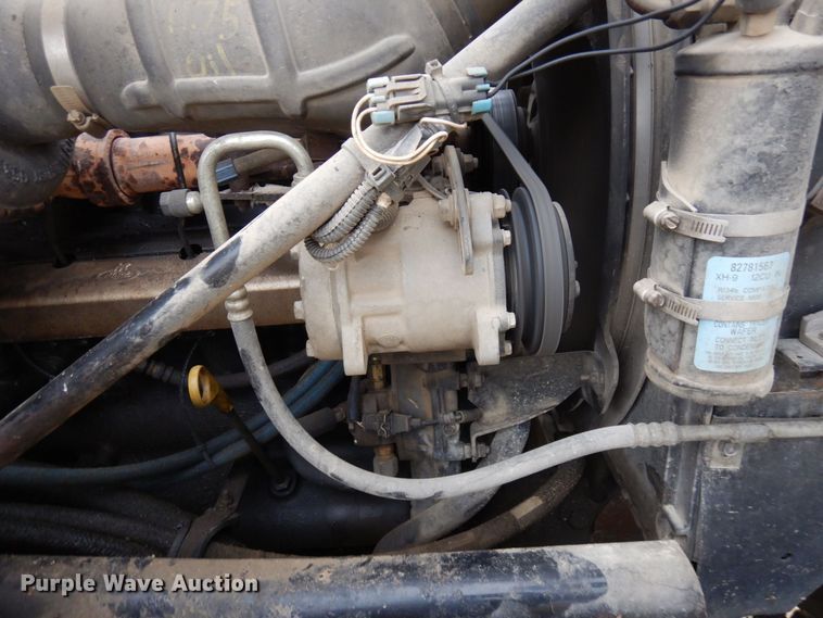 image for item KU9881 2004 Mack CV713 Granite  dump truck