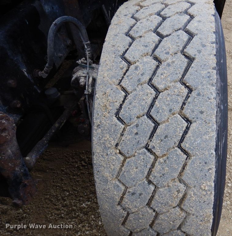 image for item KU9881 2004 Mack CV713 Granite  dump truck