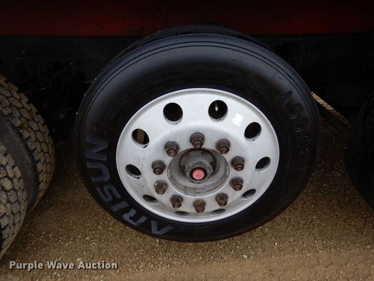 image for item KU9881 2004 Mack CV713 Granite  dump truck