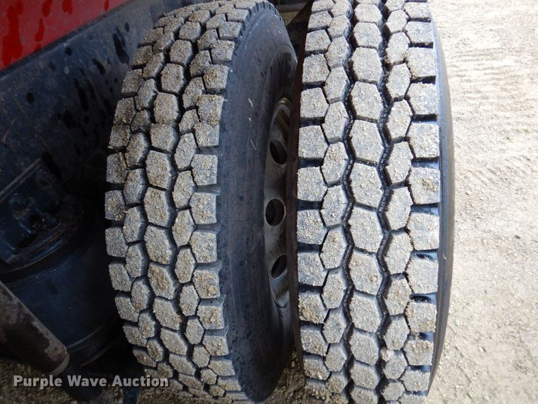 image for item KU9881 2004 Mack CV713 Granite  dump truck