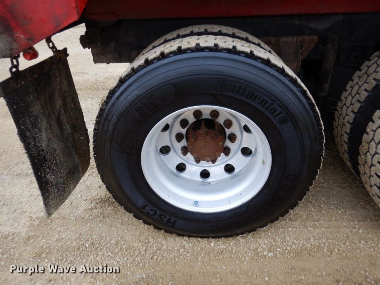 image for item KU9881 2004 Mack CV713 Granite  dump truck