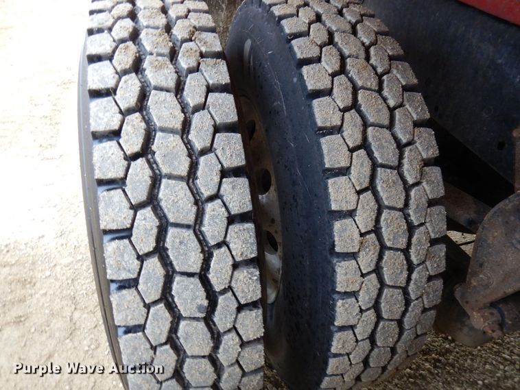 image for item KU9881 2004 Mack CV713 Granite  dump truck