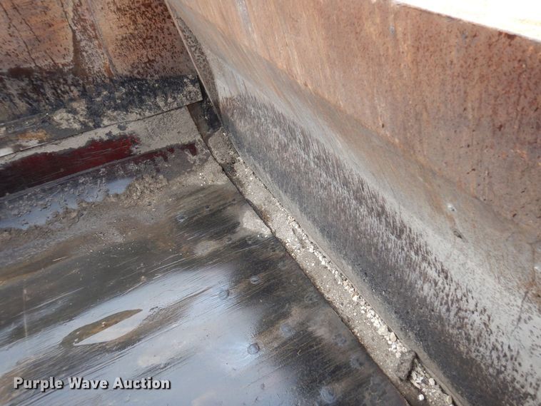 image for item KU9882 2007 Mack CV713 Granite  dump truck